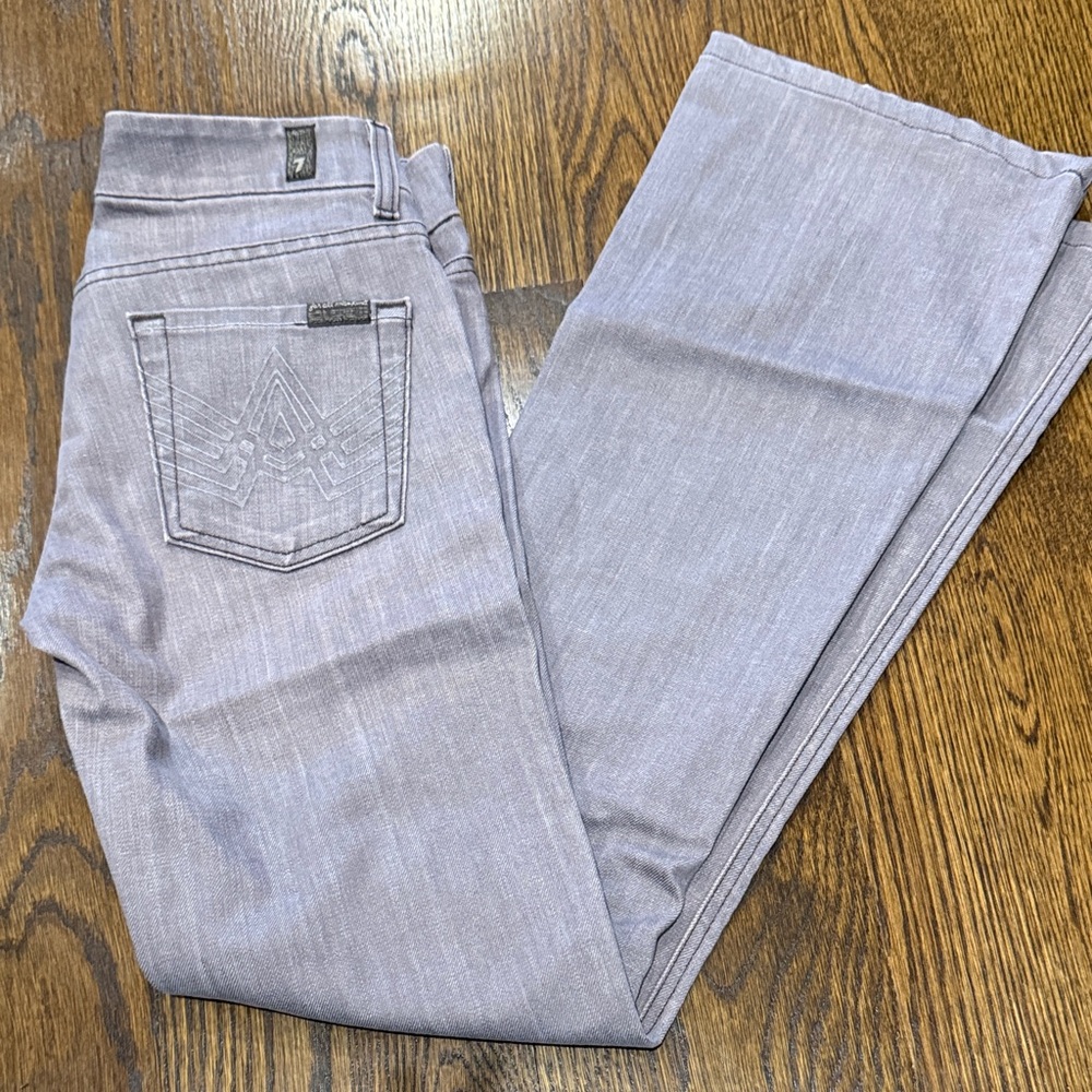 7 MANKIND LIGHT PURPLE FLARE JEAN